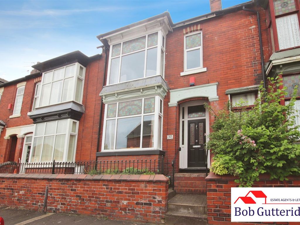 4 bed town house for sale in Vale View, Porthill, Newcastle ST5, £