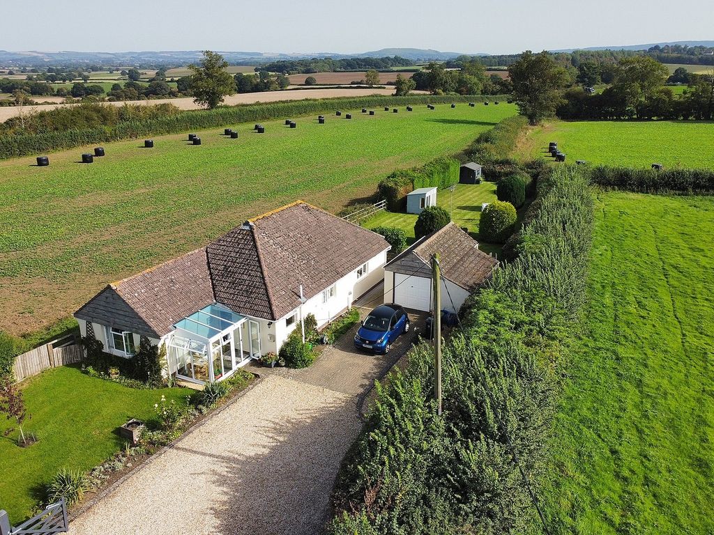 2 bed detached bungalow for sale in Marnhull, Dorset DT10, £450,000