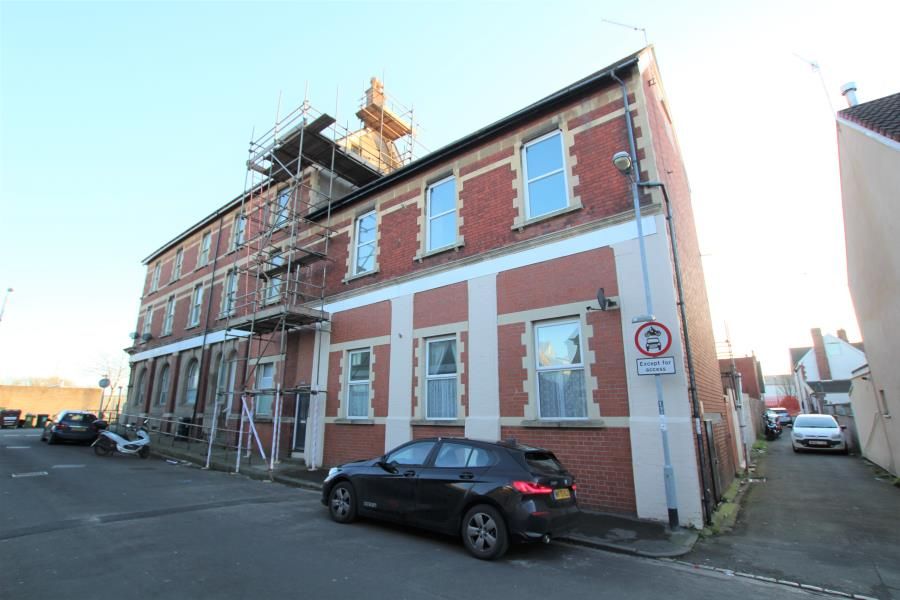 1 bed flat to rent in Meadow Street, Avonmouth, Bristol BS11 Zoopla