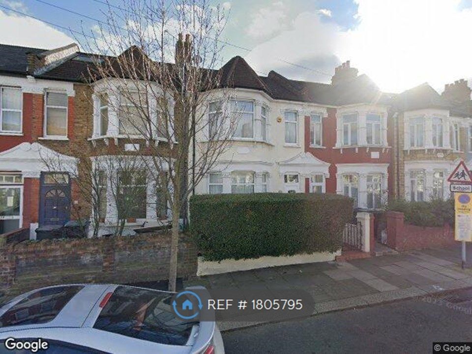 3 bed terraced house to rent in Boundary Road, London N22, £2,750 pcm