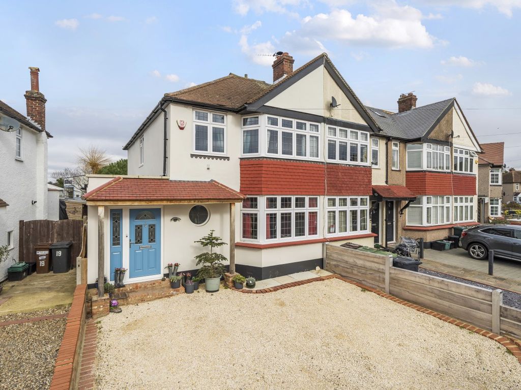 3 bed semidetached house for sale in Mornington Avenue, Bromley BR1
