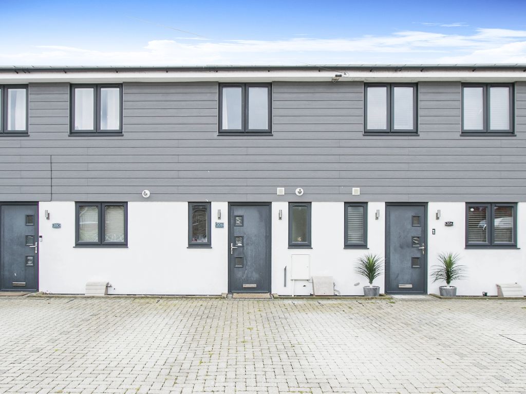 2 bed terraced house for sale in Howton Road, Kinson, Bournemouth