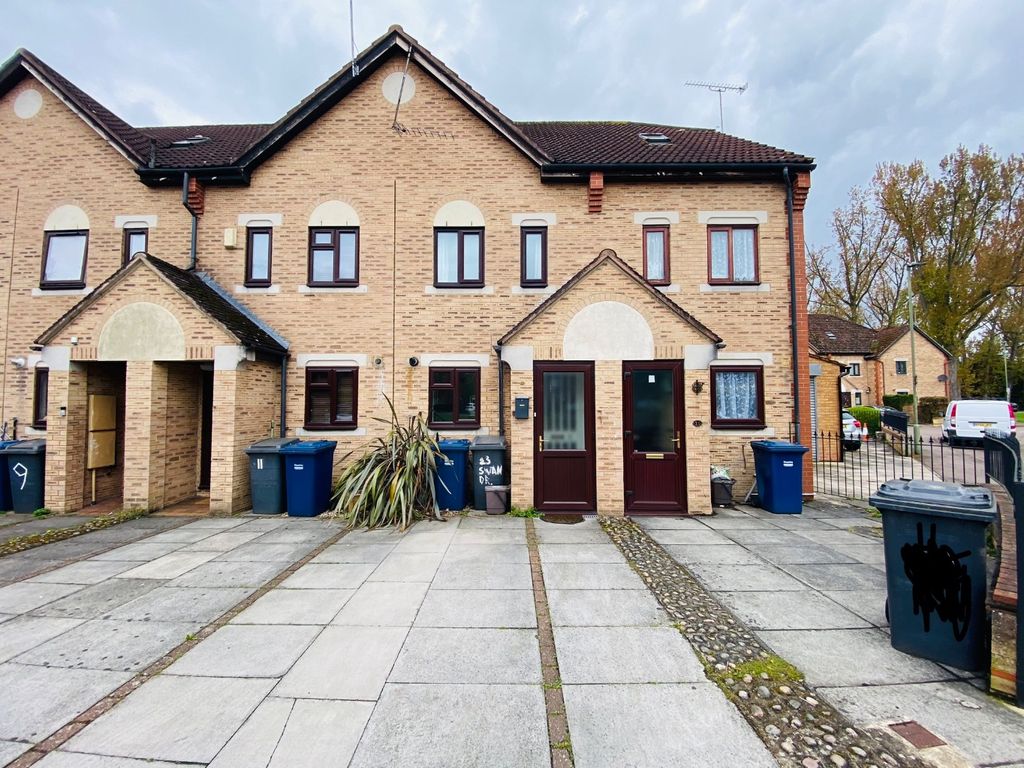 3 bed semidetached house for sale in Swan Drive, London NW9 Zoopla