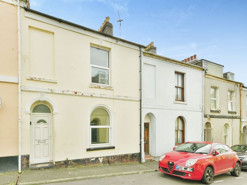 3 bed terraced house for sale in Nelson Street, Plymouth PL4, £170,000