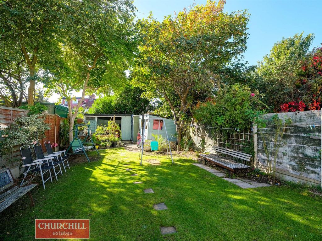 3 bed terraced house for sale in Millfield Avenue, Walthamstow E17 Zoopla