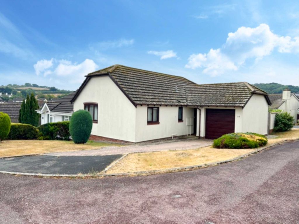 2 bed semidetached bungalow for sale in Brownings Walk, East Ogwell