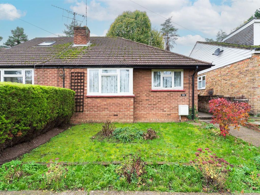 2 bed semidetached bungalow for sale in Boundary Road, Loudwater HP10