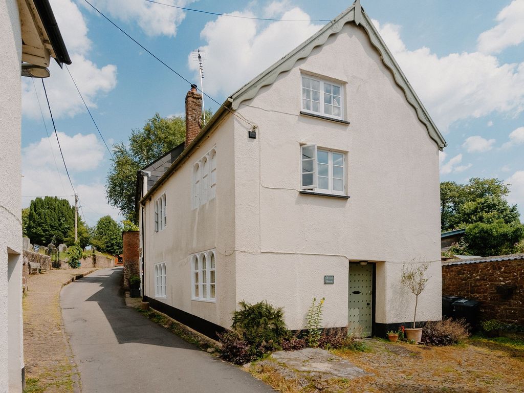 4 bed cottage for sale in Sandford, Crediton EX17, £365,000 Zoopla