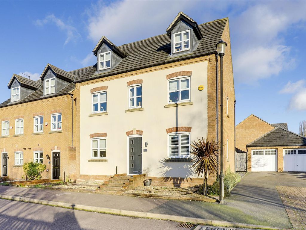 4 bed detached house for sale in Millbank Place, Bestwood Village