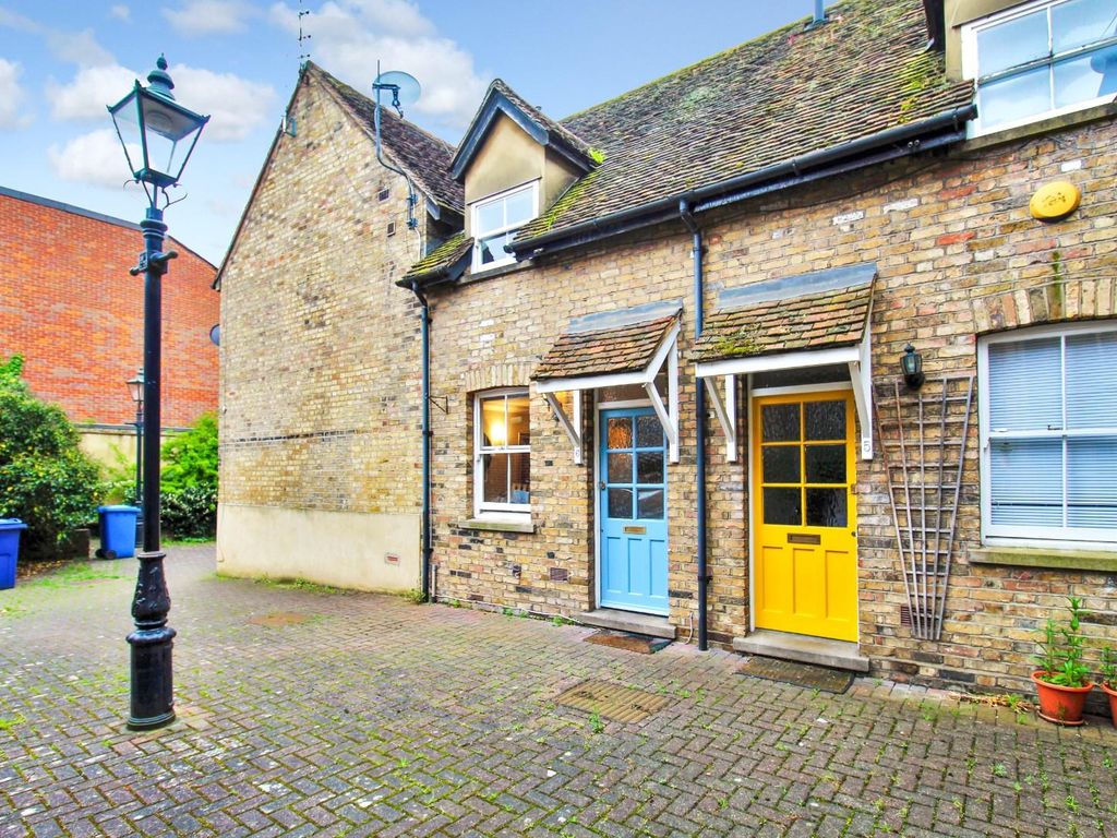 2 bed terraced house for sale in Leaside Walk East Street, Ware SG12, £