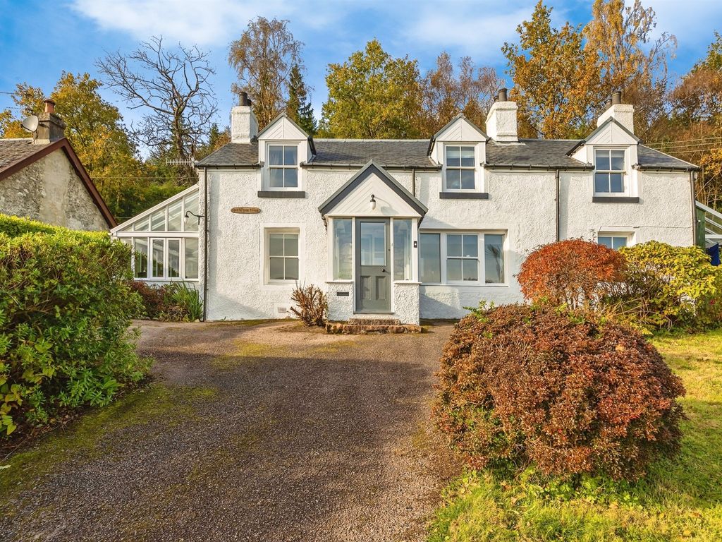 3 bed property for sale in Cumlodden, Furnace, Inveraray PA32, £320,000