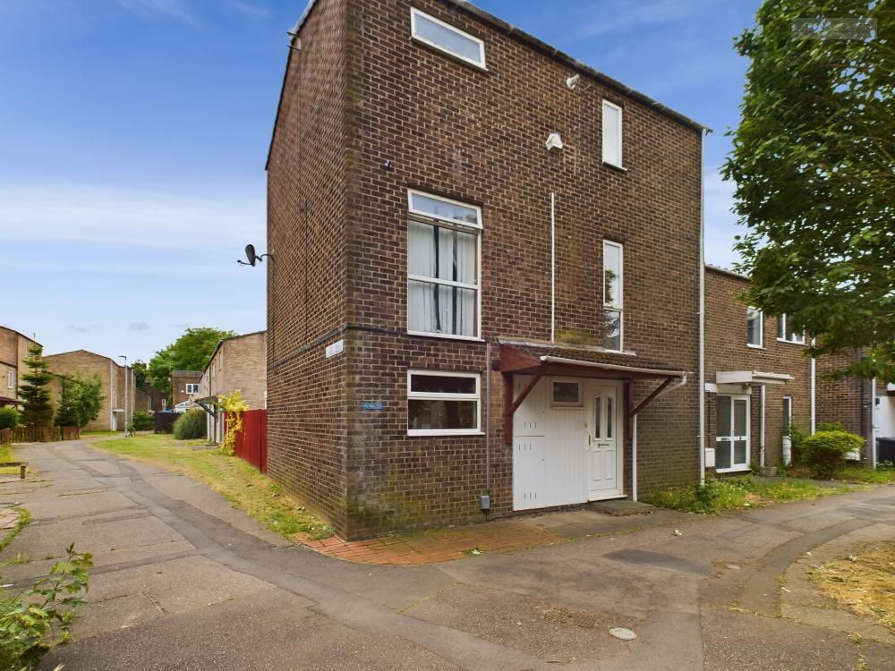 4 bed end terrace house for sale in Swanspool, Ravensthorpe