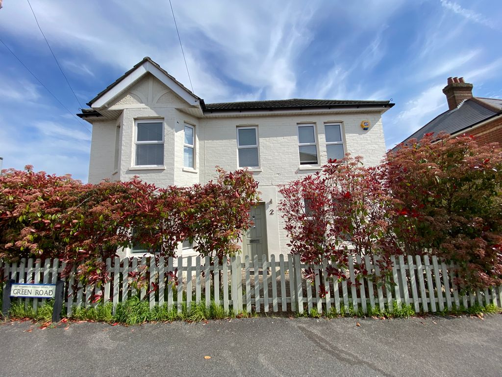 3 bed property to rent in Green Road, Winton, Bournemouth BH9 Zoopla