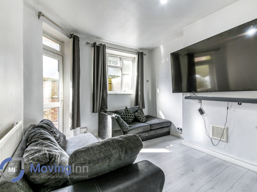 1 bed flat to rent in Cork Tree House, Lakeview Road, London SE27, £1,400 pcm Zoopla