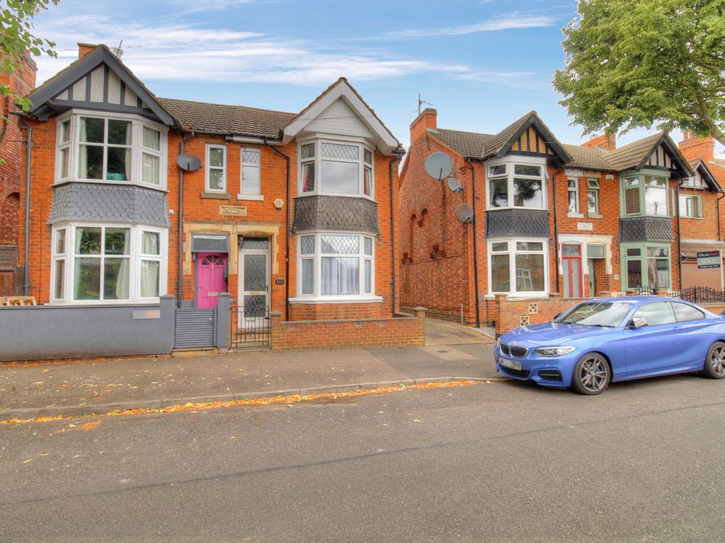 3 bed semidetached house for sale in Kingsley Avenue, Kettering NN16