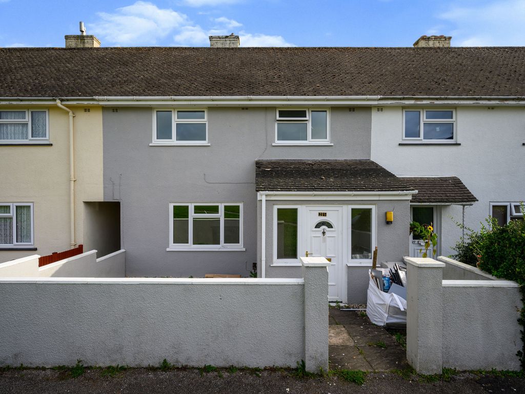 3 bed end terrace house for sale in Mulberry Road, Saltash, Cornwall