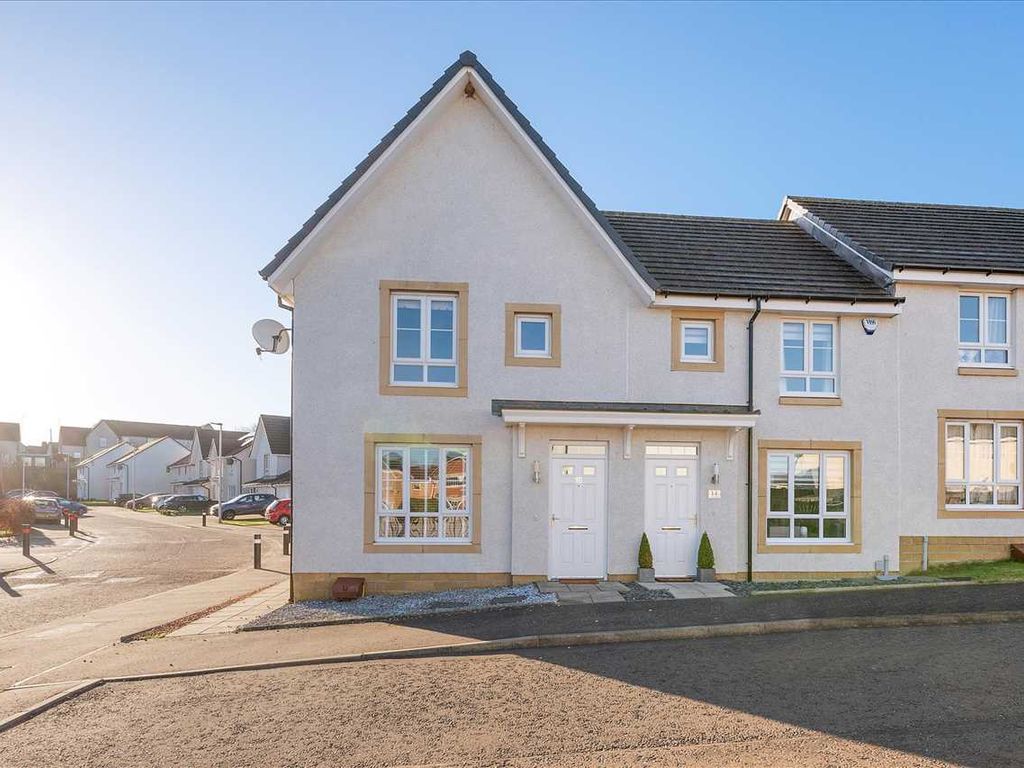 3 bed end terrace house for sale in Lendrick Drive, Maddiston, Falkirk