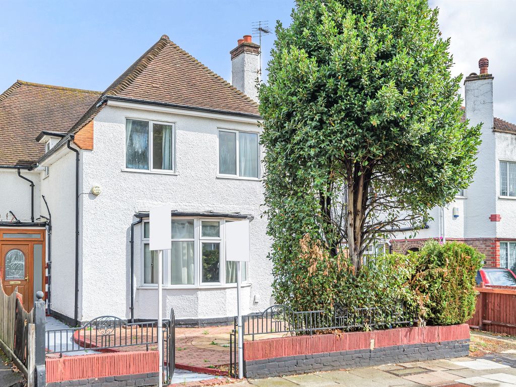 Tring Avenue, Ealing, London W5