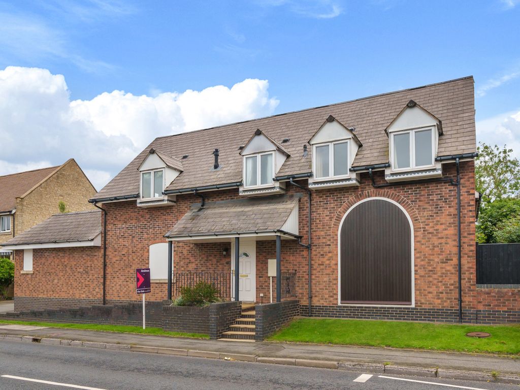 2 bed detached house for sale in Gilders Paddock, Cleeve