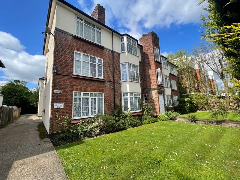 2 bed flat to rent in Hale Lane, London NW7, £1,700 pcm Zoopla