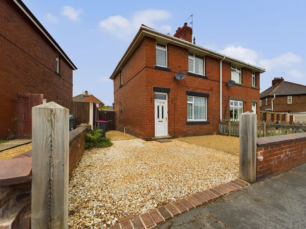 3 bed semidetached house for sale in Coronation Road, Swinton