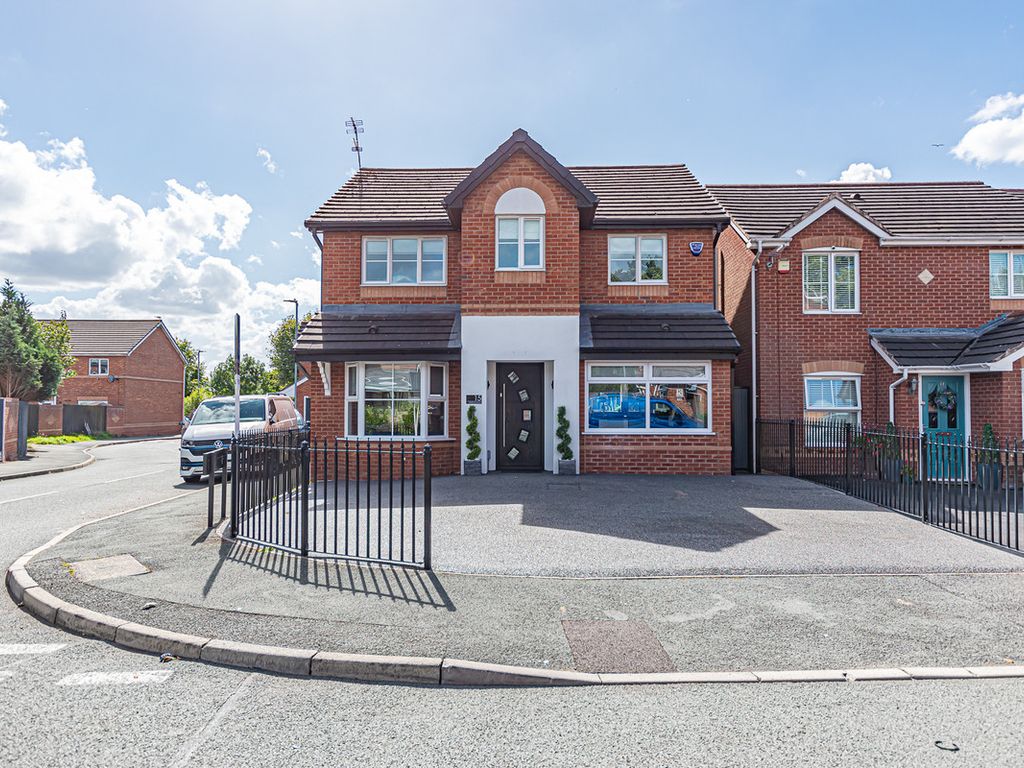 4 bed detached house for sale in Appleton Road, Kirkby L32, £320,000