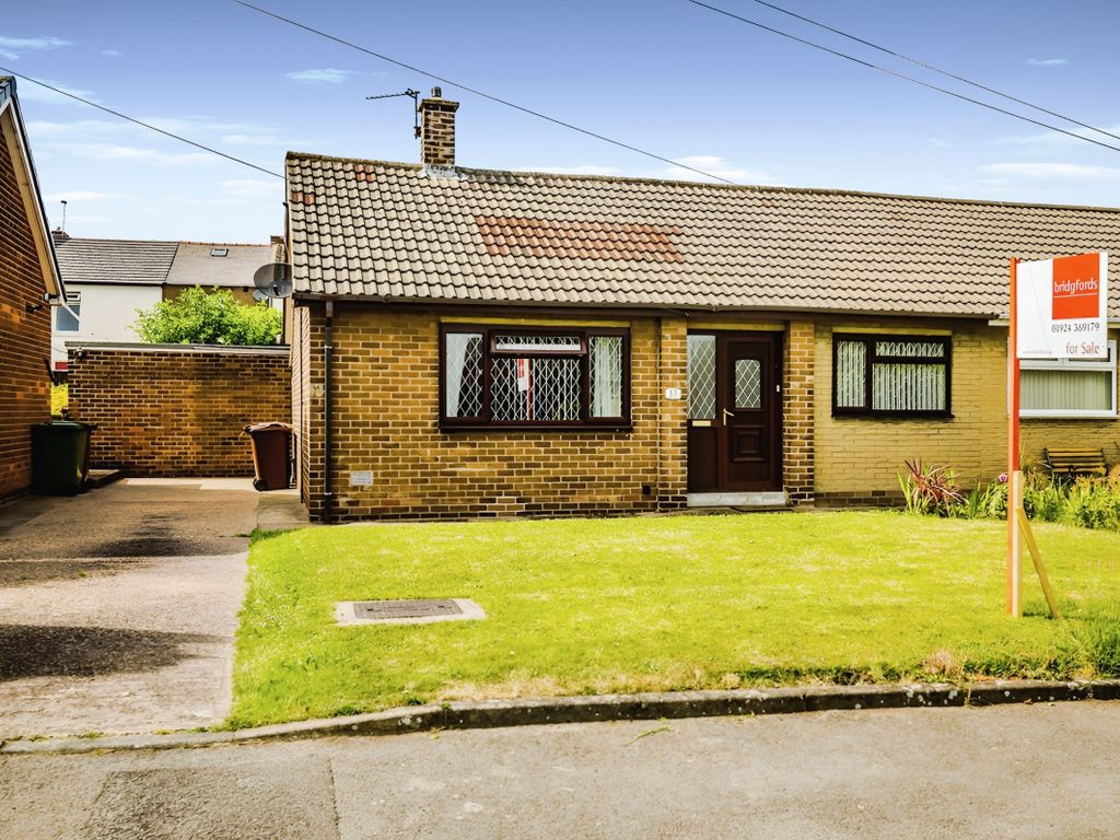 2 bed bungalow for sale in Brunswick, Ryhill, Wakefield, West Yorkshire