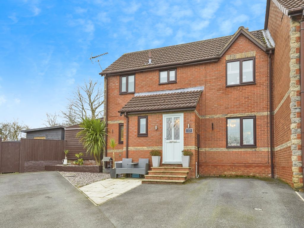 3 bed semidetached house for sale in Mullberry Close, Belper DE56, £