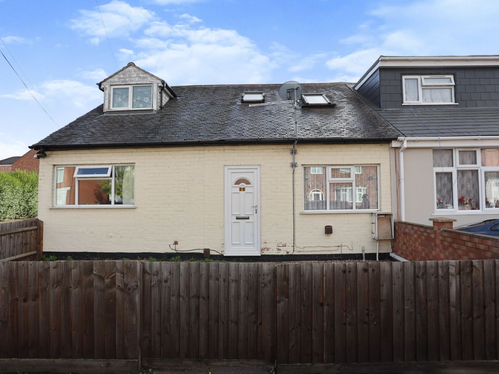 Huntingdon Road, Leicester, Leicestershire LE4  
