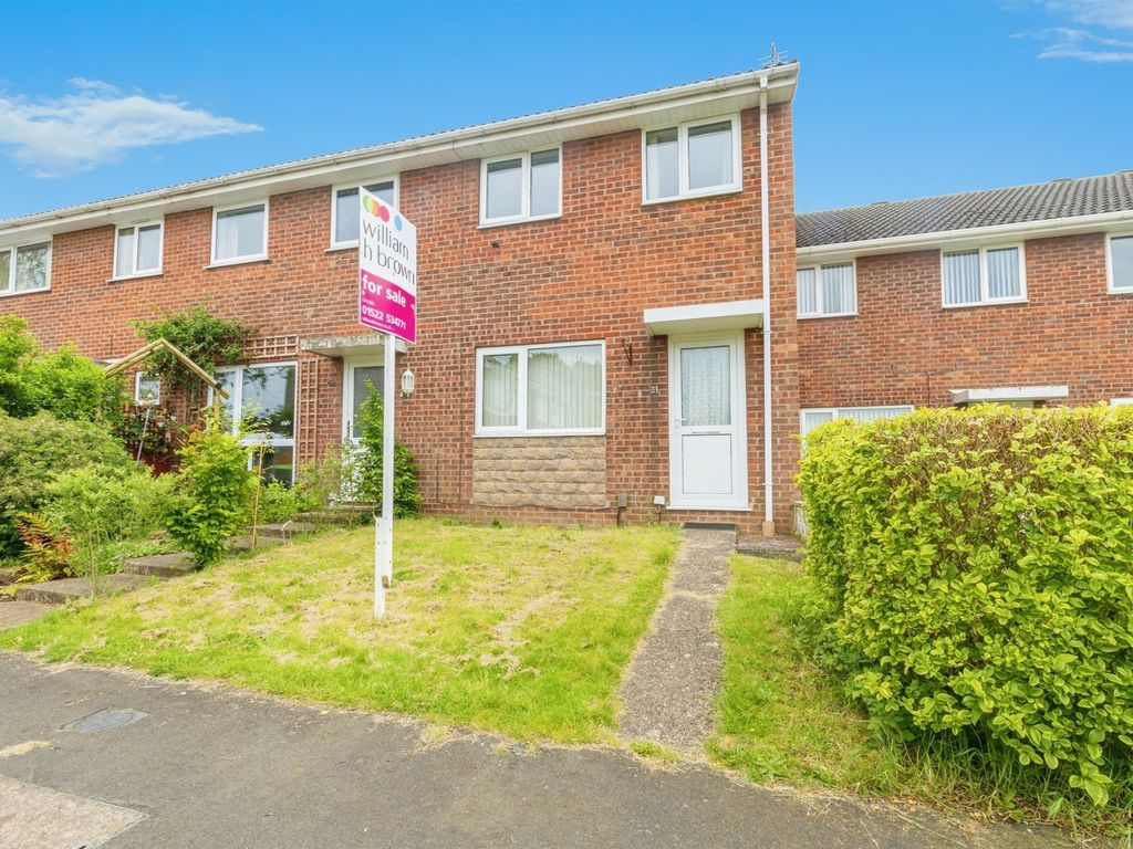 3 bed terraced house for sale in Heysham Close, Lincoln LN5, £170,000
