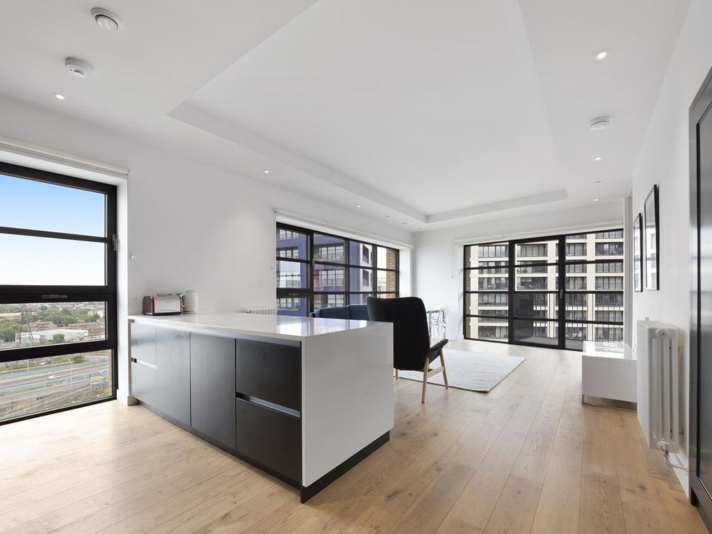 Amelia House, London City Island E14