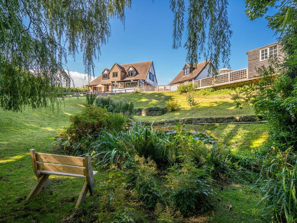 4 bed detached house for sale in Hungerberry Close, Shanklin PO37, £