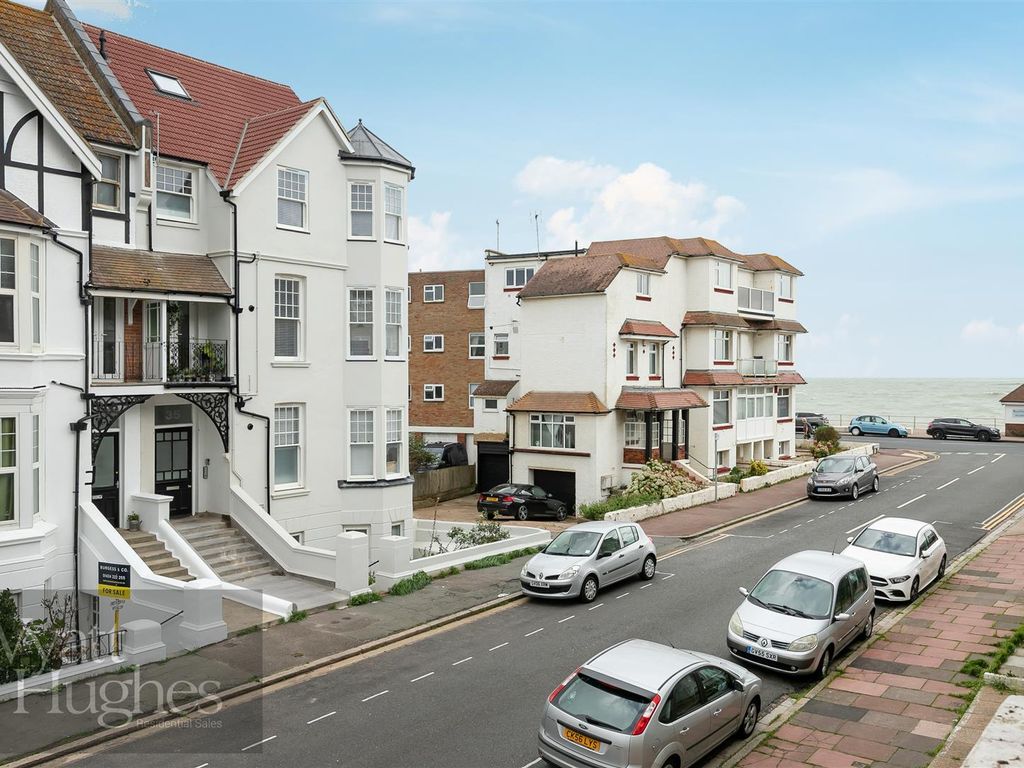 2 bed flat for sale in Park Road, BexhillOnSea TN39, £199,950 Zoopla
