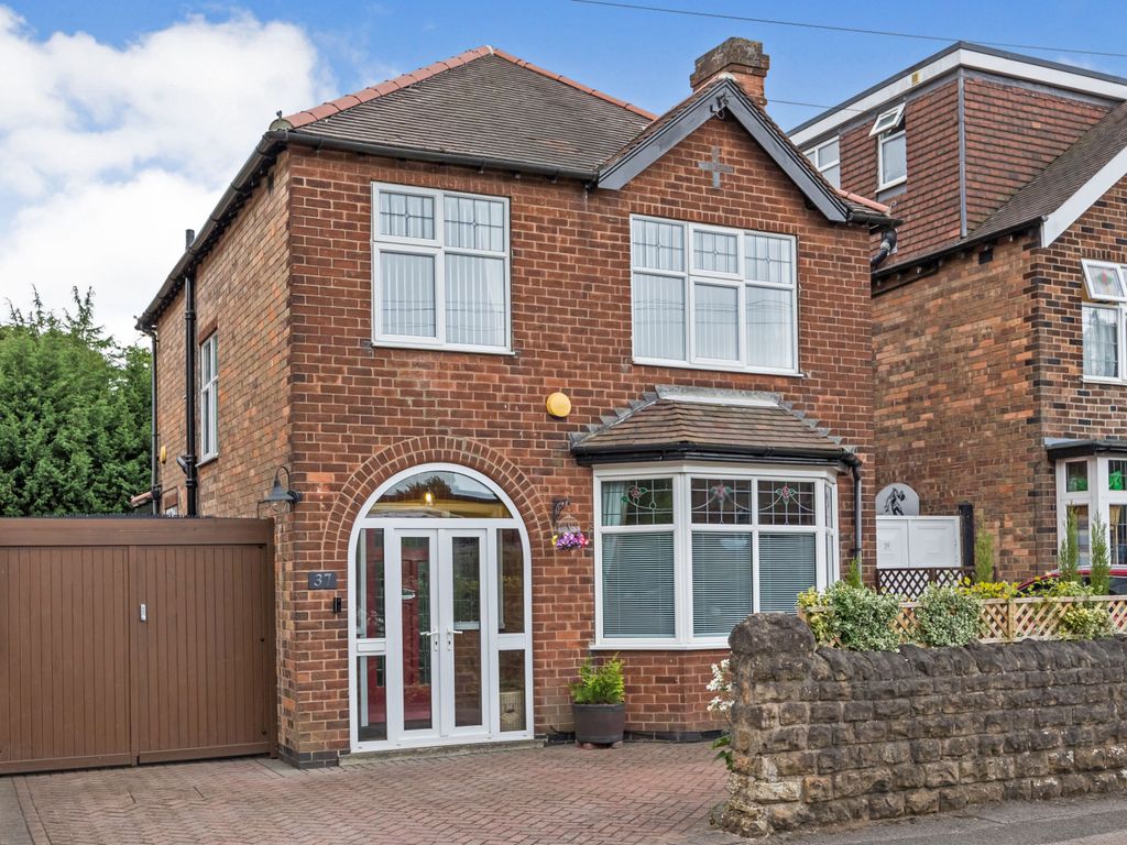 3 bed detached house for sale in Harrow Road, Wollaton, Nottingham NG8