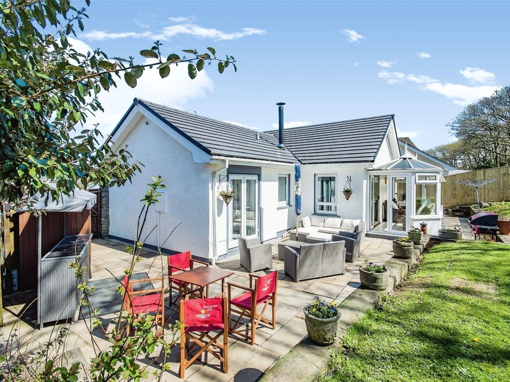 4 bed bungalow for sale in Nyth Gwennol, Saundersfoot, Pembrokeshire