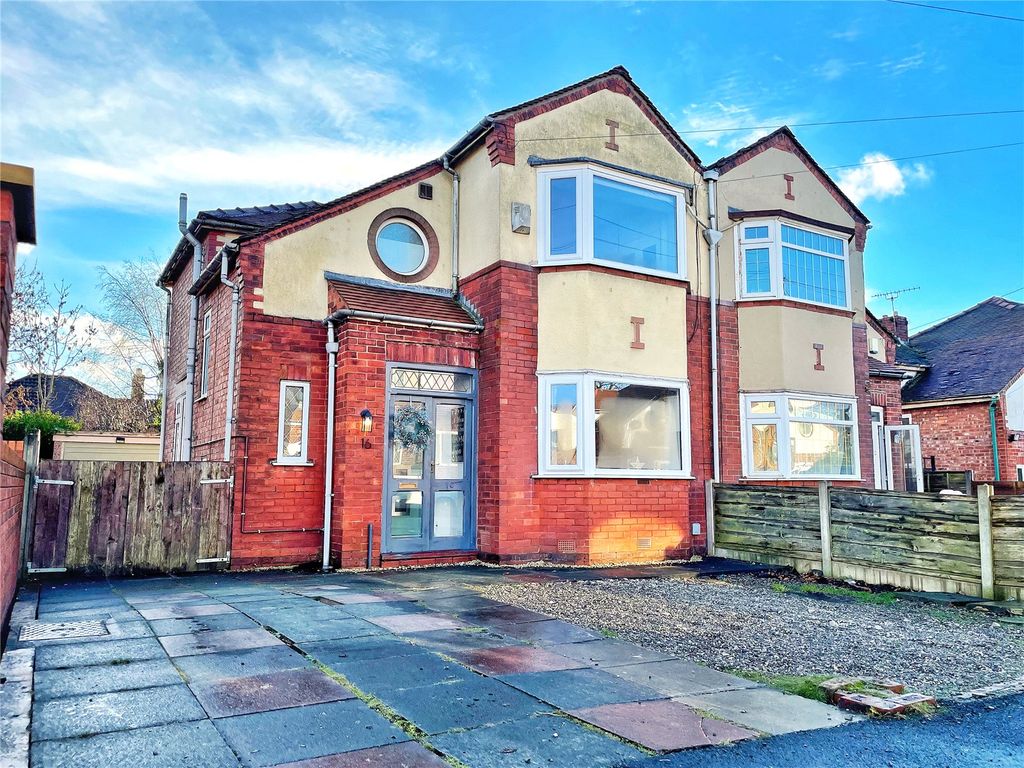3 bed semidetached house for sale in Inchfield Road, Moston