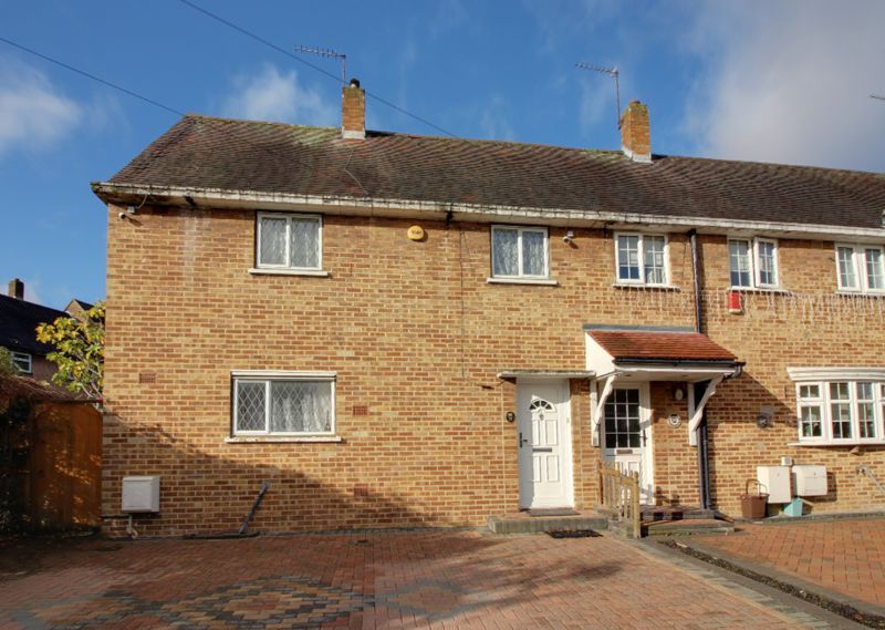 3 bed end terrace house for sale in Perry Mead, Enfield EN2 Zoopla