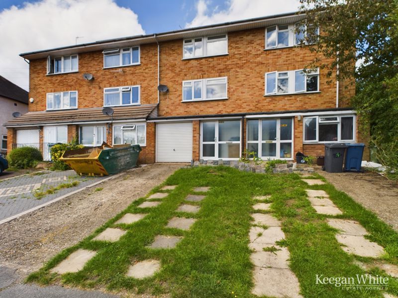3 bed town house for sale in Micklefield Road, High HP13, £