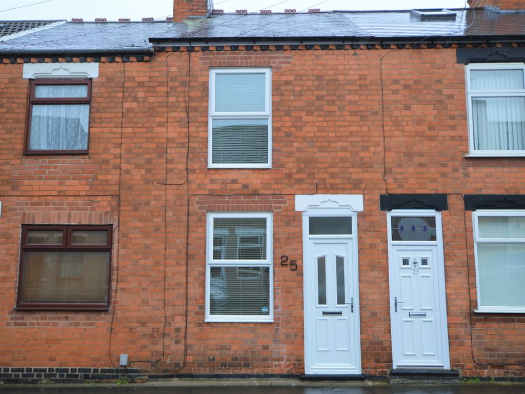 2 bed terraced house for sale in William Street, Bedworth, Nr Nuneaton