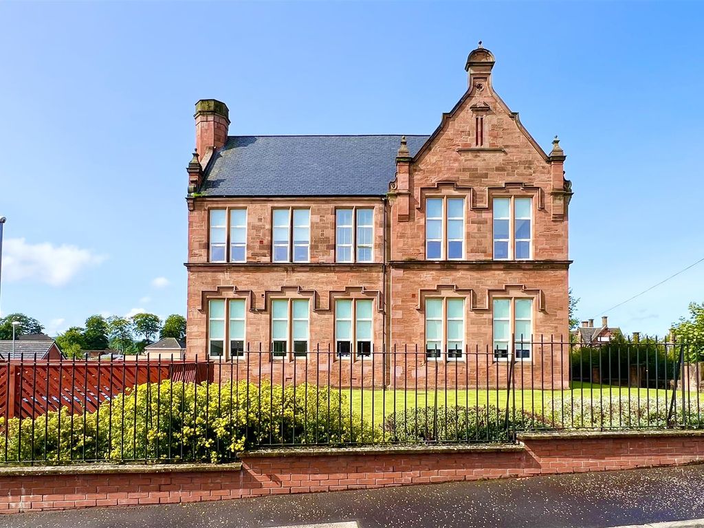 2 bed flat for sale in Station Road, Uddingston, Glasgow G71, £200,000