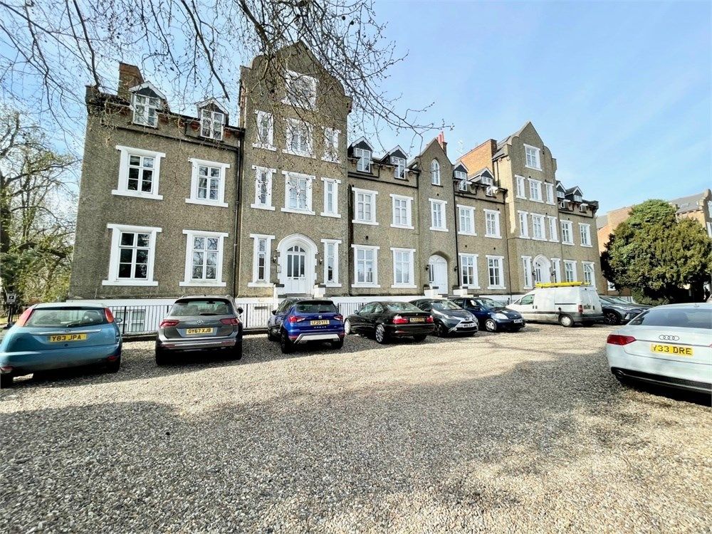 1 bed flat to rent in Upton Park, Slough SL1 Zoopla