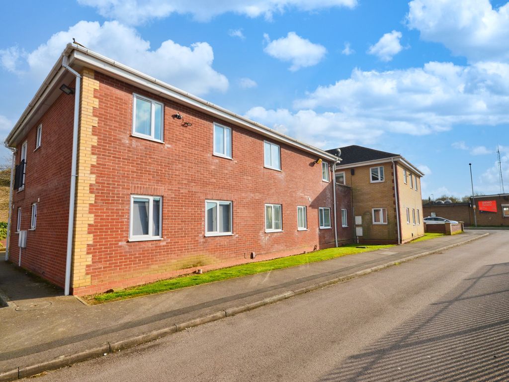 2 bed flat for sale in Langdale Grove, Corby NN17 Zoopla