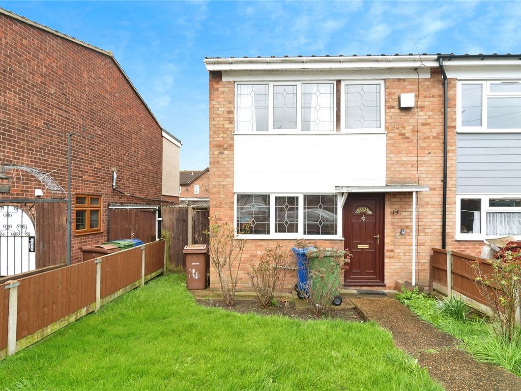 3 bed end terrace house for sale in Fleming Gardens, Tilbury, Essex