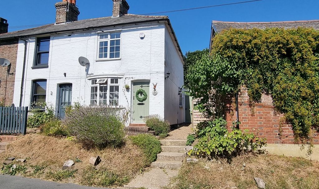 2 bed property for sale in The Moor, Westfield, Hastings TN35 Zoopla