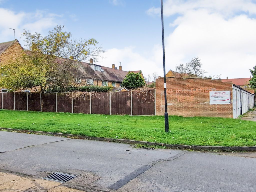 Land for sale in Capel Road, Enfield EN1, £70,000 Zoopla