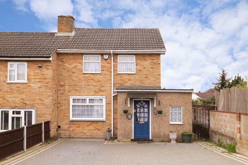 2 bed semidetached house for sale in Oakwood Hill, Loughton IG10 Zoopla