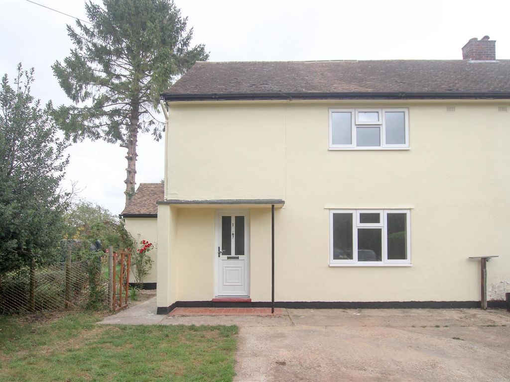 3 bed semidetached house to rent in Church Hill, Hempstead, Saffron