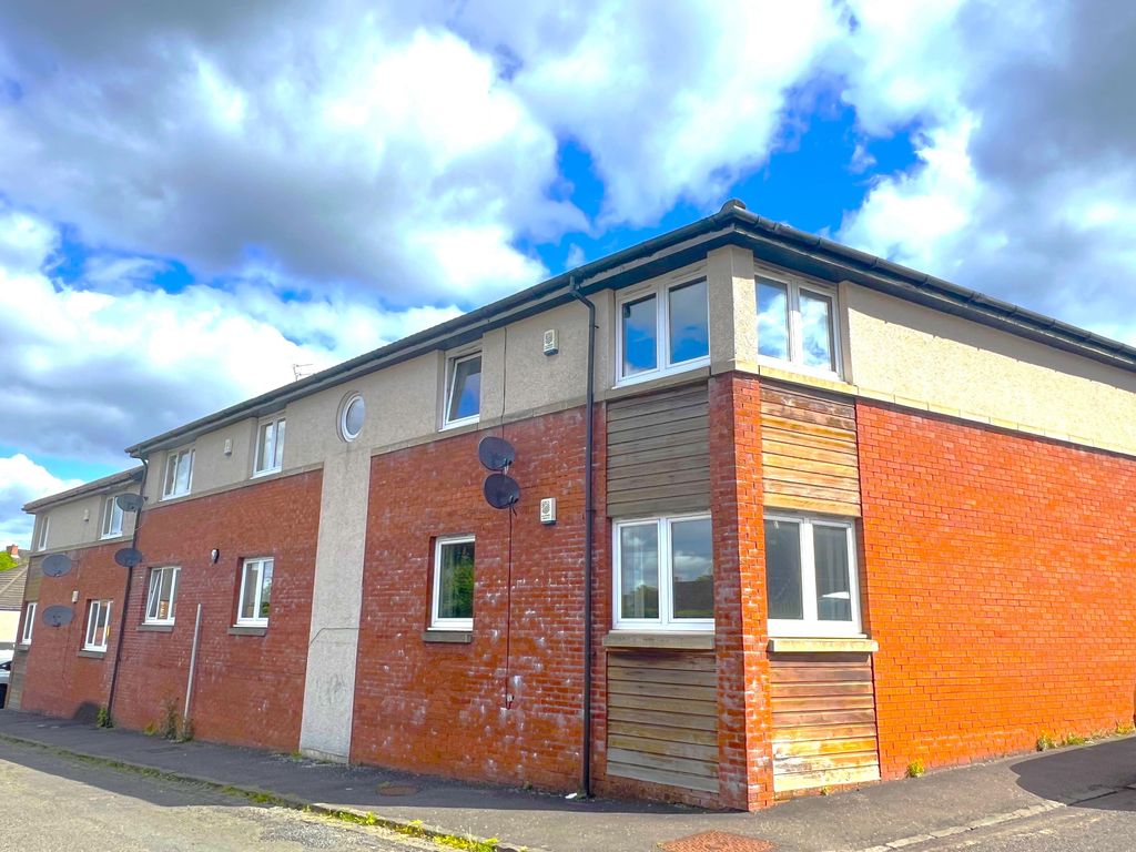 2 bed flat to rent in Oakfield Drive, Motherwell ML1, £650 pcm Zoopla