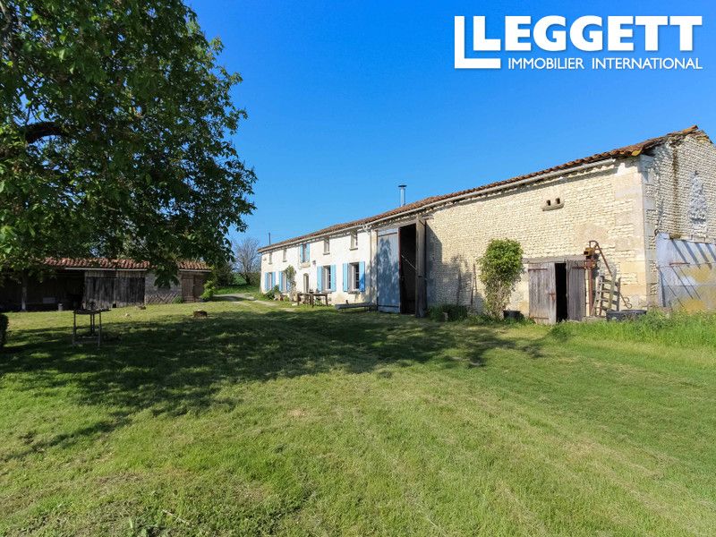 3 bed villa for sale in Léoville, CharenteMaritime, NouvelleAquitaine