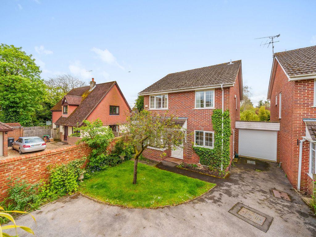 4 bed detached house for sale in Riverside Gardens, Old Woking, Woking GU22 Zoopla